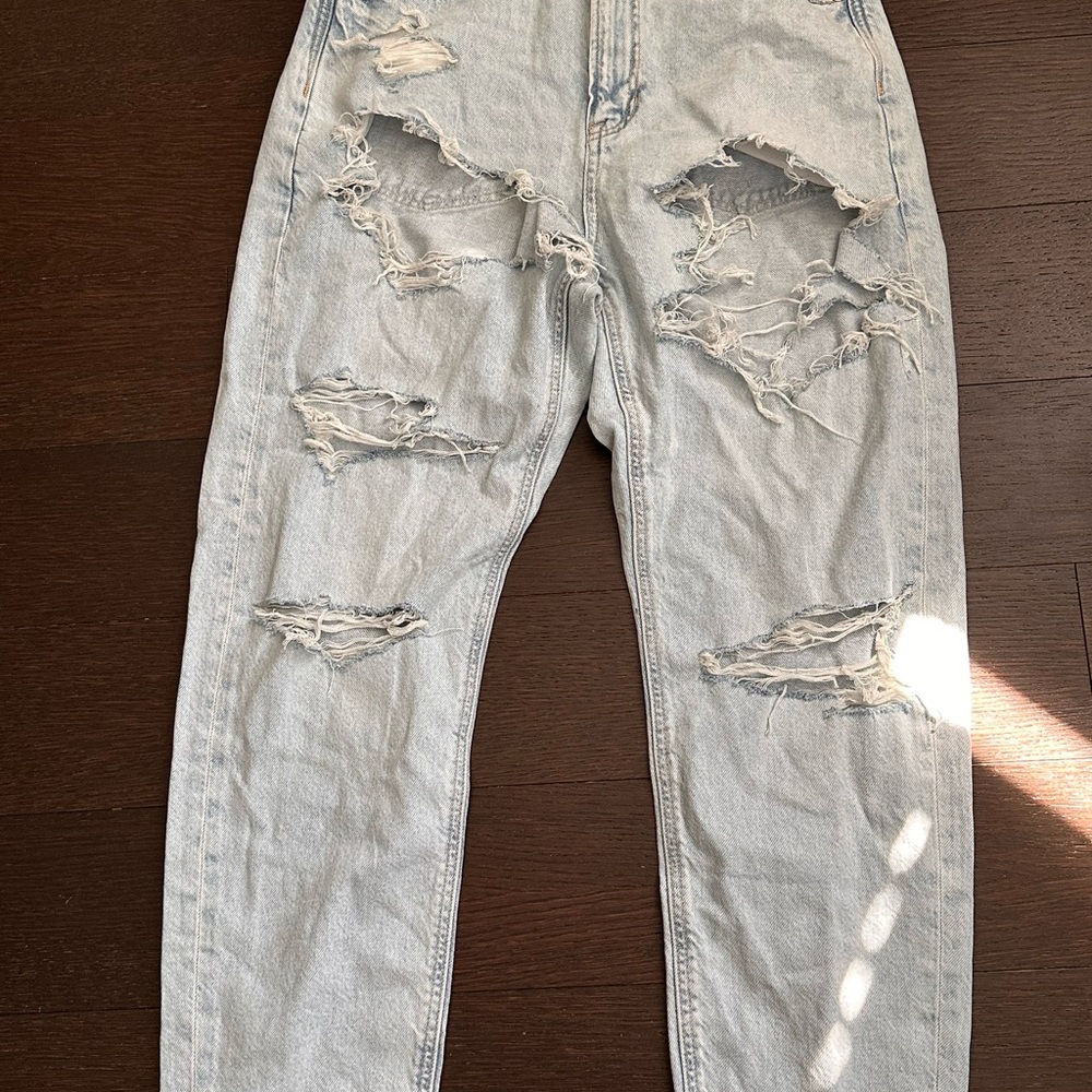American Eagle Ripped Jeans